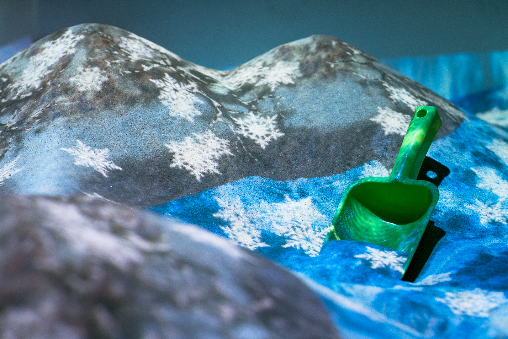 A világ megismerése (évszakok, növények) biztonságos környezetben.