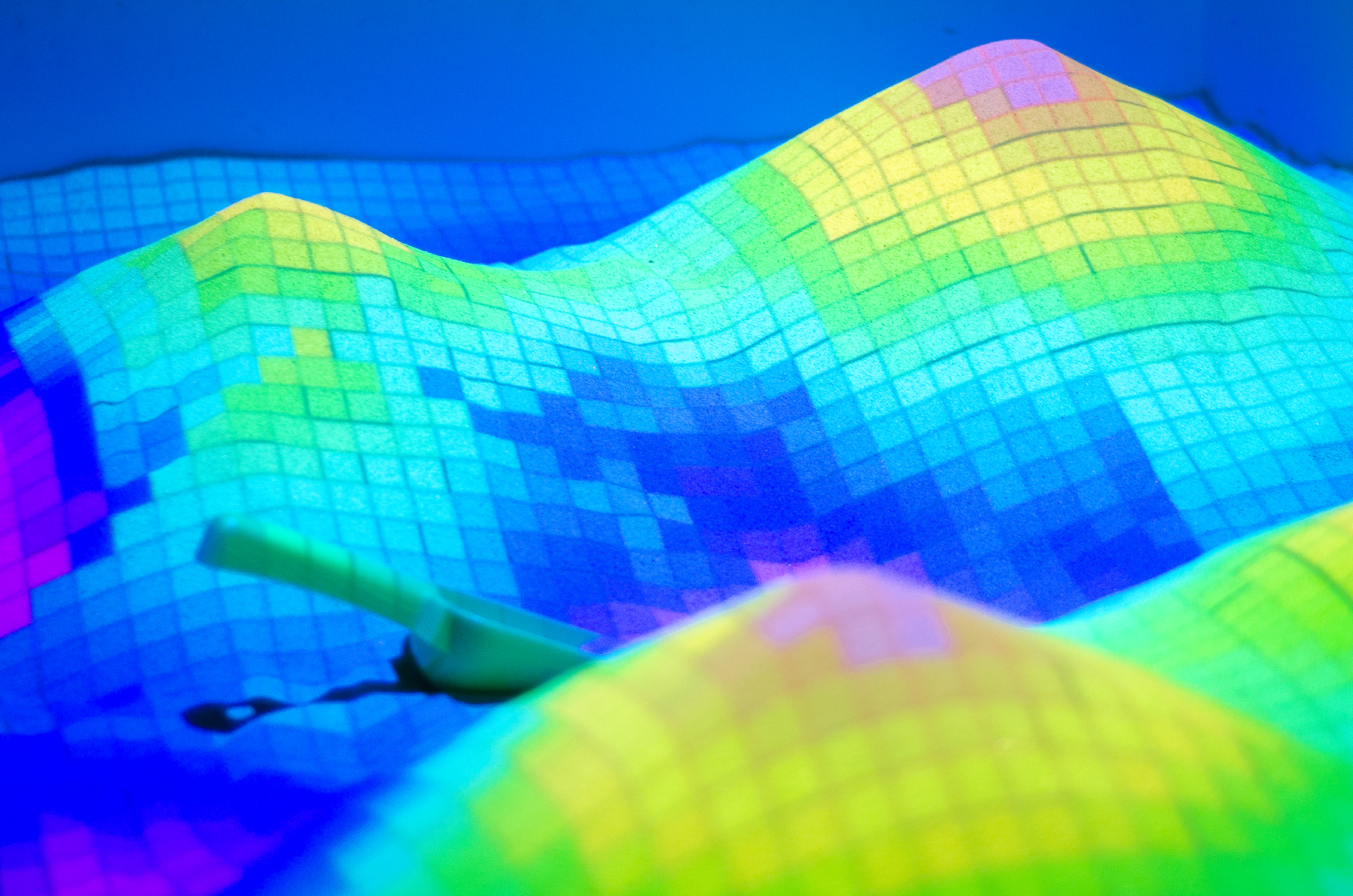 A világ megismerése (évszakok, növények) biztonságos környezetben.